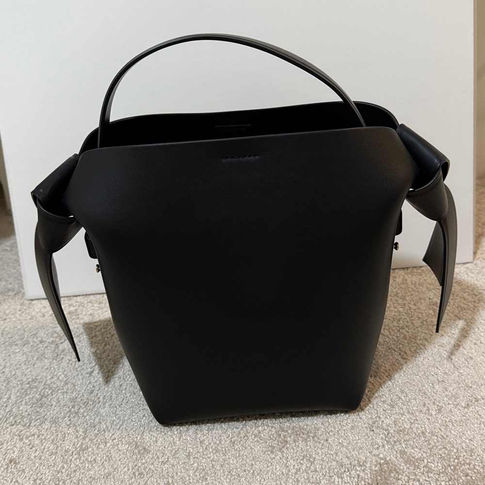 Acne Studios Mini Musubi Leather Shoulder Bag - Picture 4 of 12